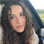 Laureata in giurisprudenza impartisce lezioni di diritto e anche per elementari e medie